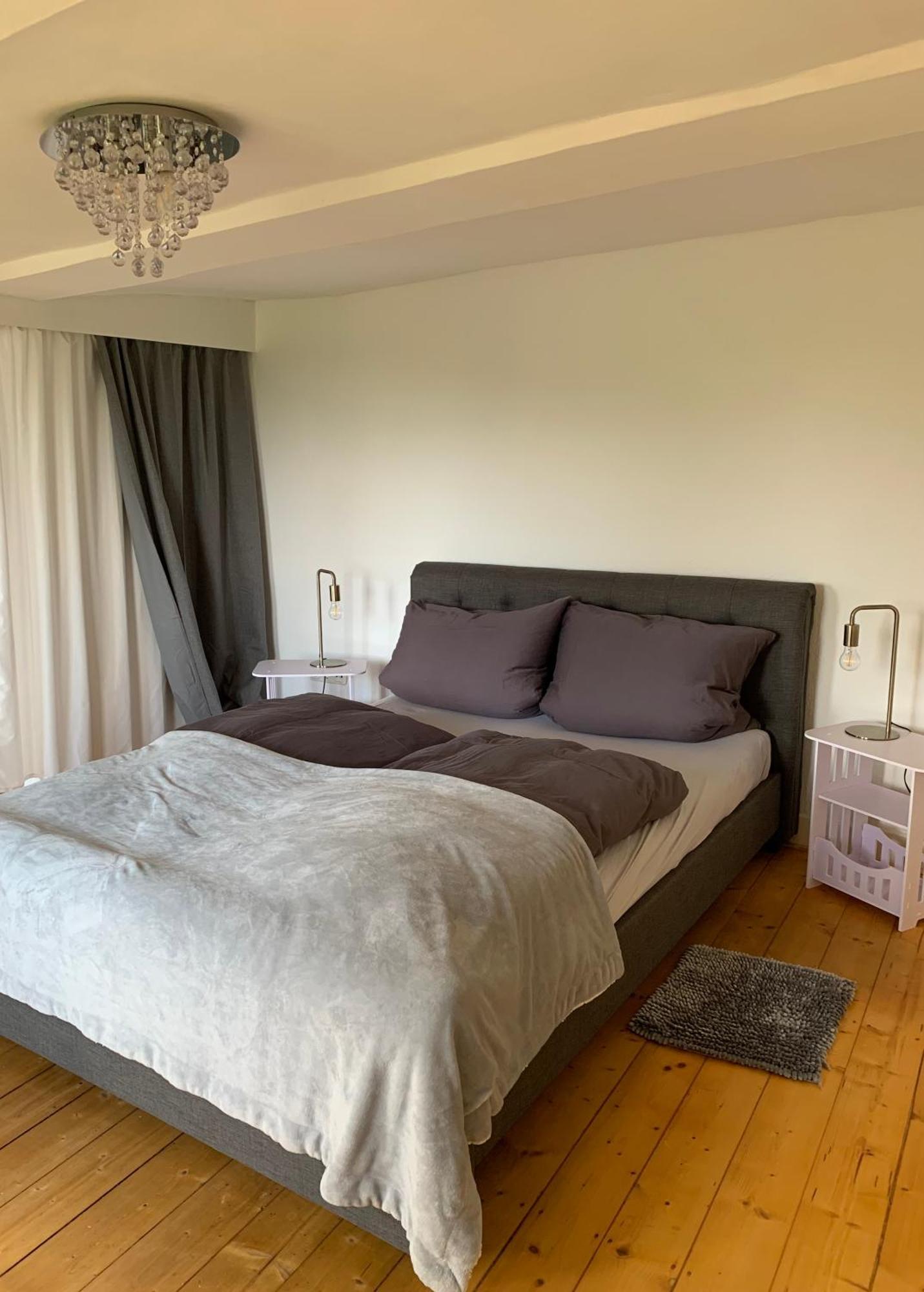 Ferienwohnung Bis 11 Personen - 5 Schlafzimmer Wolfhagen Buitenkant foto